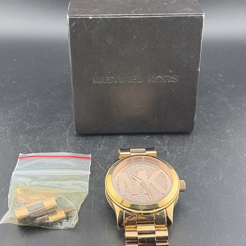 Authentic Michael Kors Women's Runway Rose Gold-Tone Watch‎ MK5661